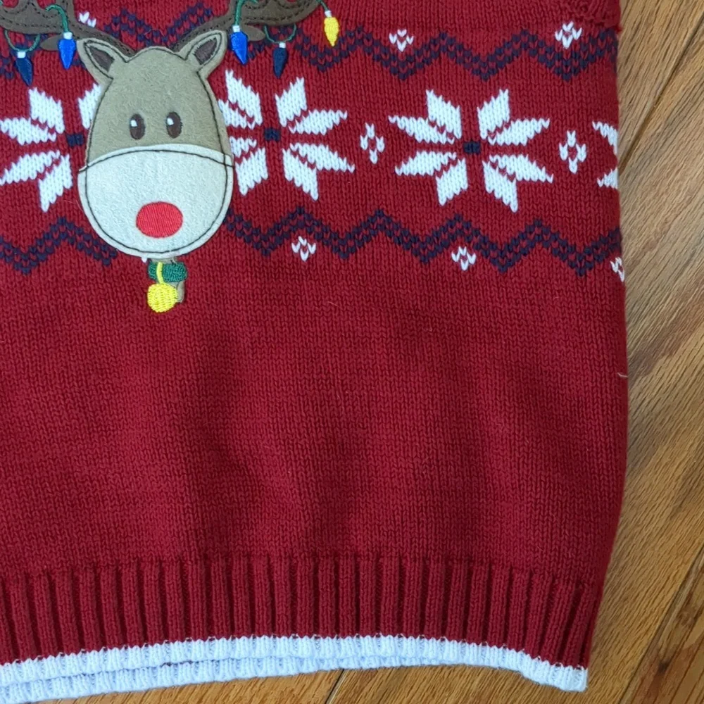 18M Izod Christmas Reindeer Red Sweater Vest Holiday Animal Lights Soft